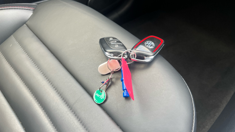 MG Hs 1.5 T-GDI Exclusive 5dr DCT Petrol Hatchback